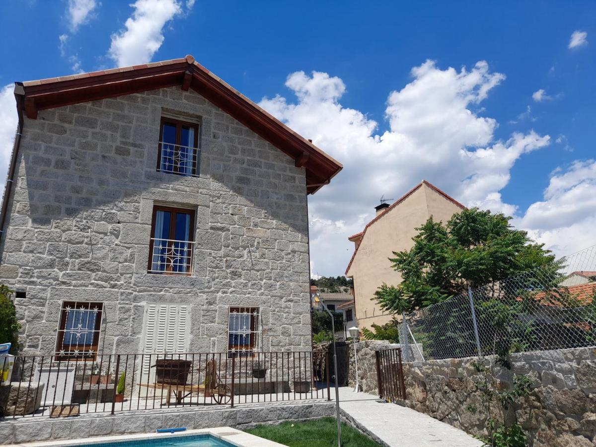 Casa Rural Del Tio Maino Becerril de la Sierra Buitenkant foto